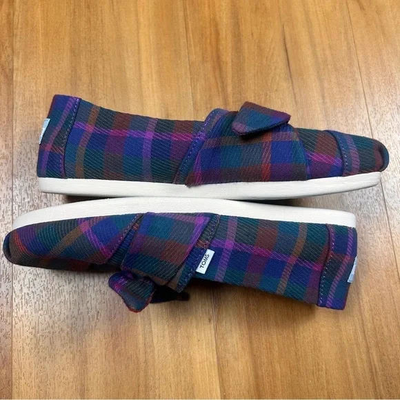 TOMS Women's Multicolor Slip-On Shoes Loafer Flats Size 6 - Picture 5 of 11